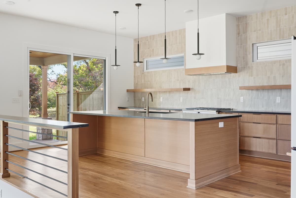 5223 Stallworth Dr — Detail
